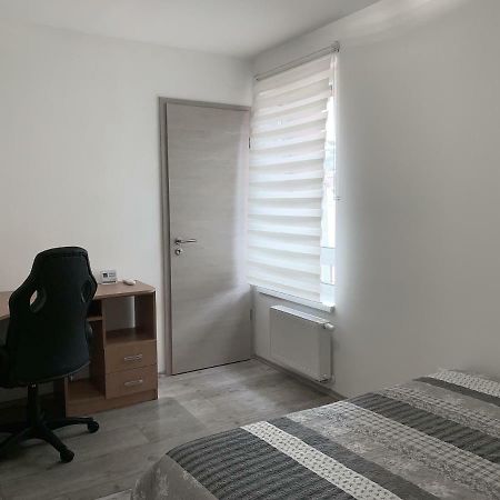 Exclusive Home - C. Apartman Печ Екстериор снимка