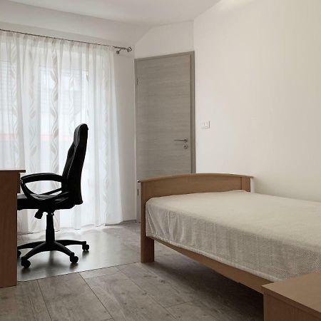 Exclusive Home - C. Apartman Печ Екстериор снимка